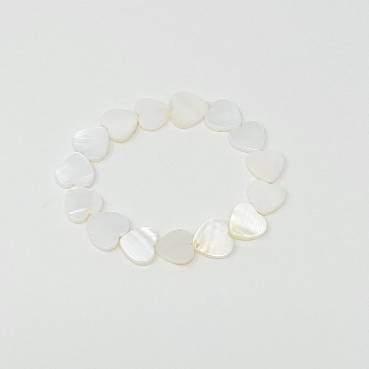 Shelly Heart Stretch Bracelet