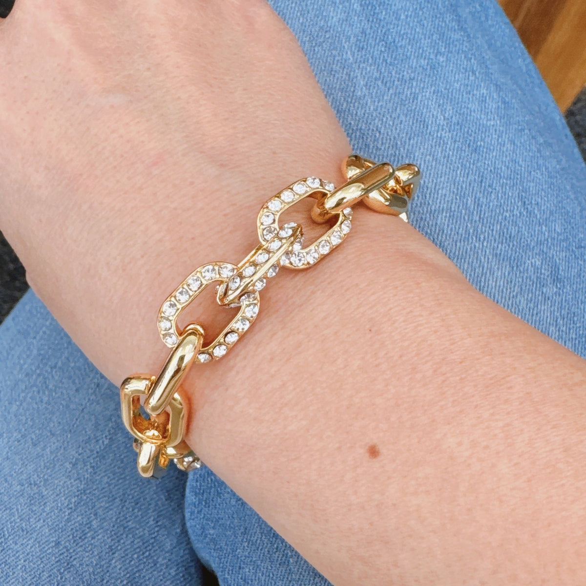 Chic and Sparkle Chain Bracelet