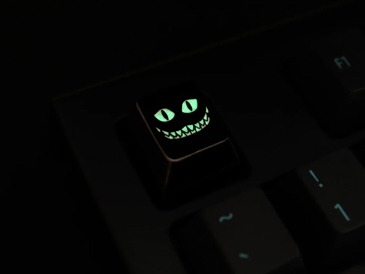 Cheshire Grin Keycap by Terra Keycaps