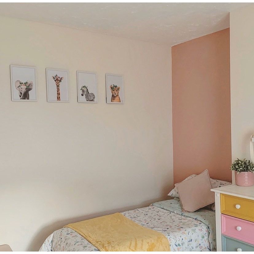 Giraffe Wild Animal Floral Nursery Children's Room Wall Decor Print