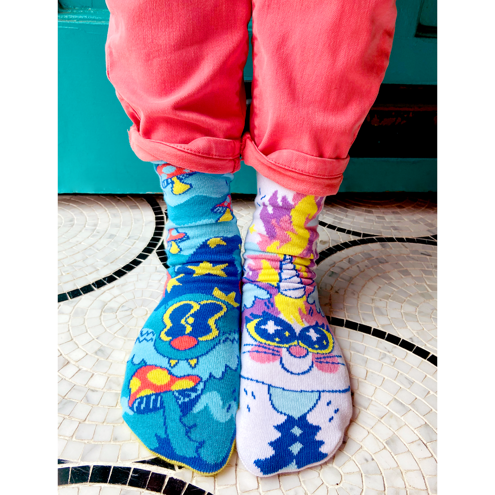 ADULT ABRA & CATABRA SOCKS