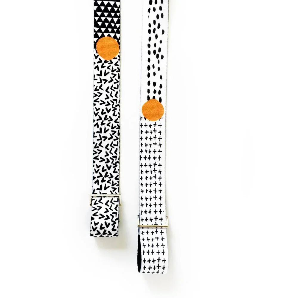 Yoga Strap | Stretching Strap | Metal Buckles | Black White | Yune Yoga | The Bowie - Yune Yoga