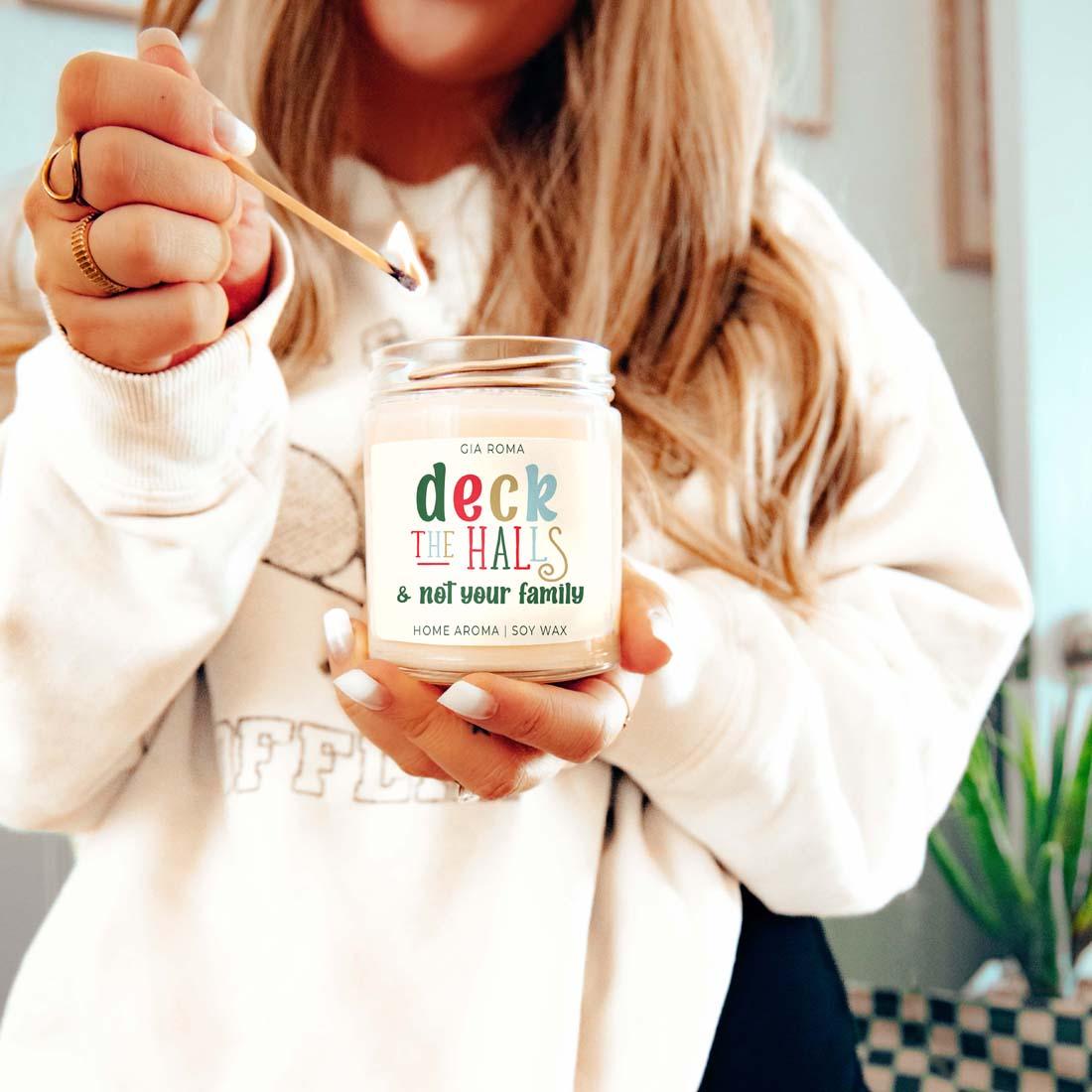 Deck the Halls Candle