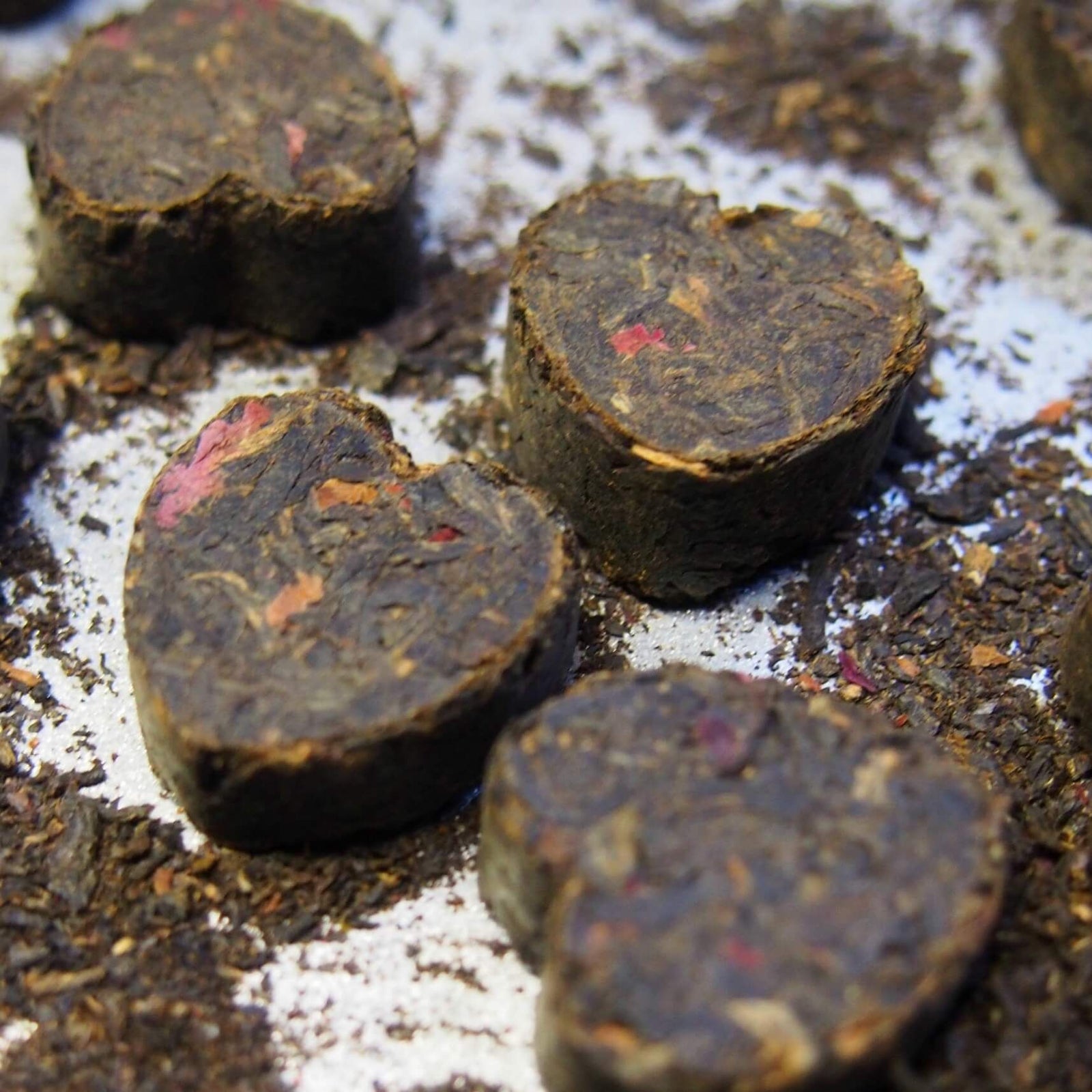 Plum Deluxe Tea Vanilla Rose Dark Tea (Pu'erh) Hearts by Plum Deluxe Tea